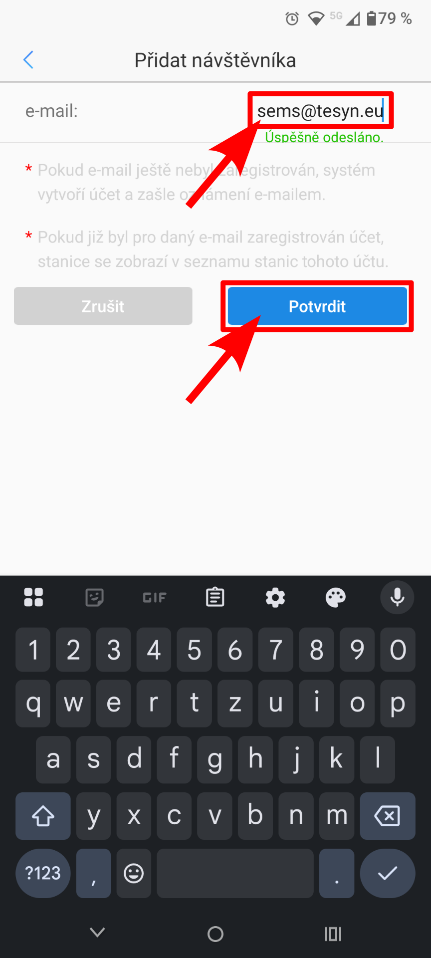 Formulář pro zadání e-mailu pro přístup k elektrárně